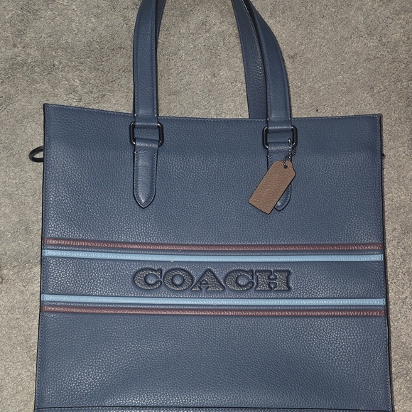Coach Handbags - Coach Graham Structured Leather Tote
